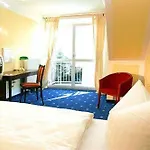 Airporthotel Regent 酒店 哈尔伯格摩斯