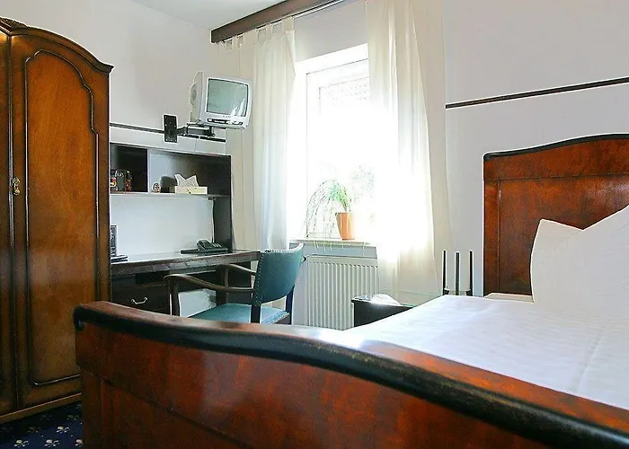 Airporthotel Regent 3*
