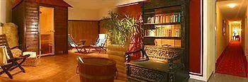 Airporthotel Regent Отель
