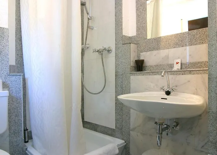 Airporthotel Regent Hotel 3*
