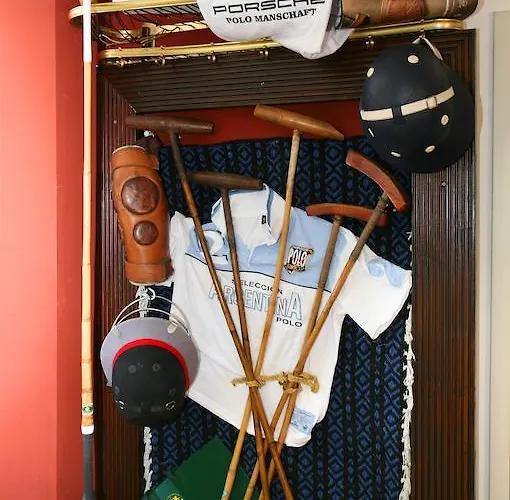 Airporthotel Regent Отель 3*